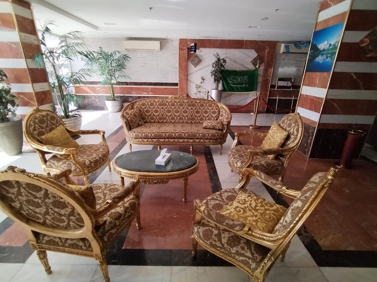 Aparthotel فندق الفرسان المتحدة فرع الفيصلية Džidda Exteriér fotografie